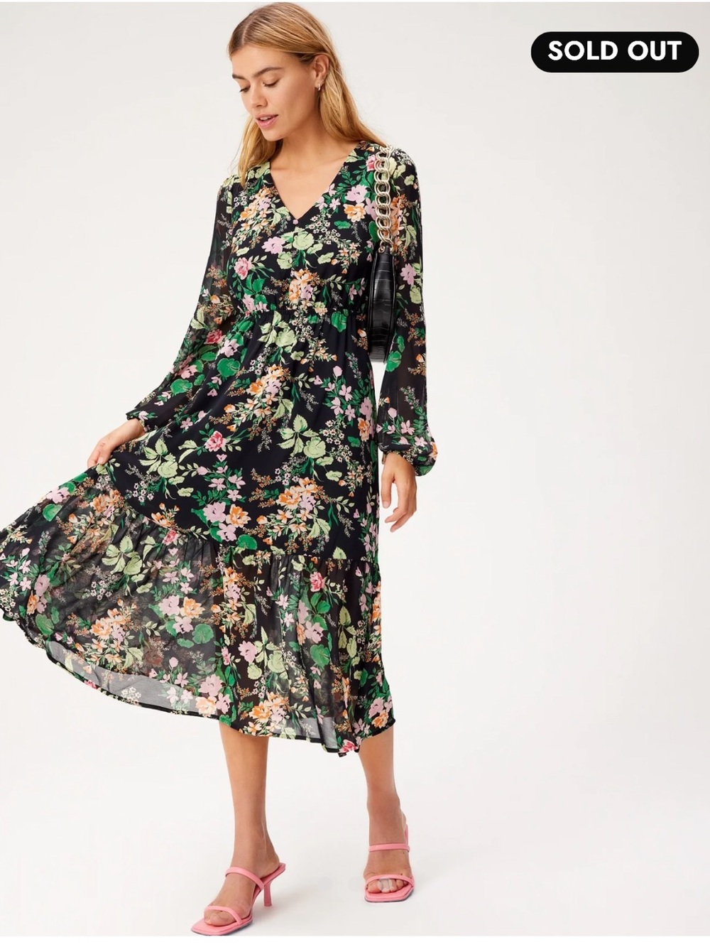 Adore Me Black Floral Long-Sleeve Dress
Rare- Sold Out